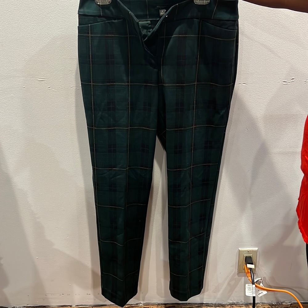 Women’s Green Plaid Pants